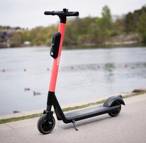 Voi Voiager 1 sharing electric scooter
